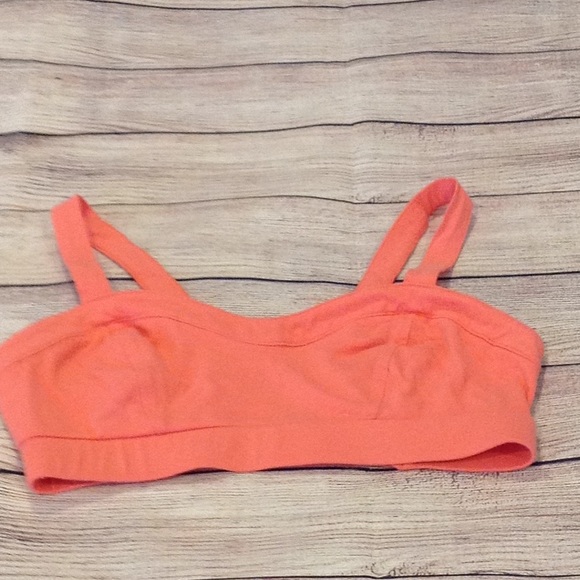 American Eagle Outfitters Tops - American Eagle ORANGE/PEACH CROP TOP, size small.